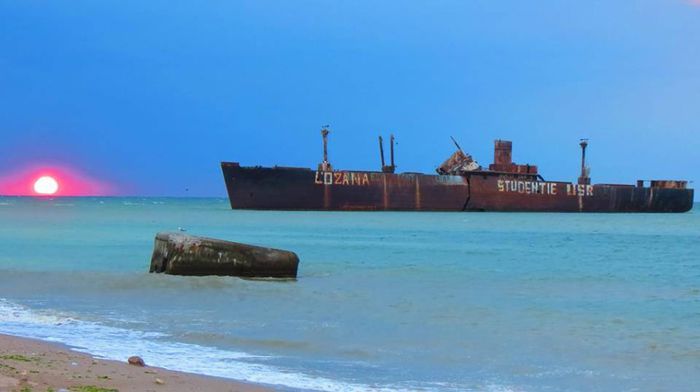 1236581_712883935393850_2090194510_n - Locuri minunate