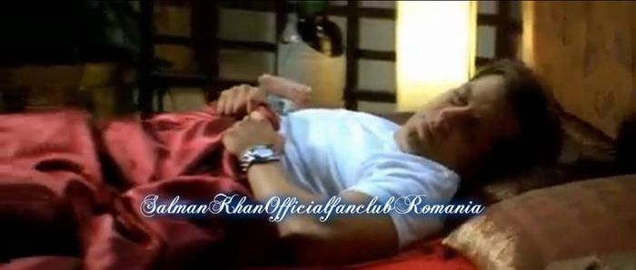 S13 - SALMAN KHAN SLEEPING