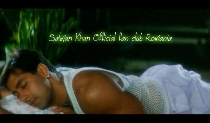 S43 - SALMAN KHAN SLEEPING