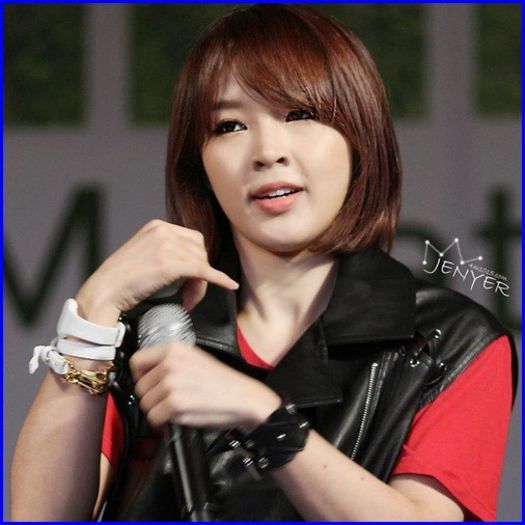 JY. Aaa :-?.. bine.