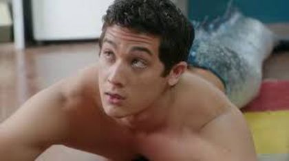 zac cu coada - mako mermaids