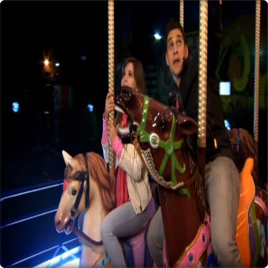 Ah, when you smile at me you know exactly what you do. - parc - love is in the air __ XD