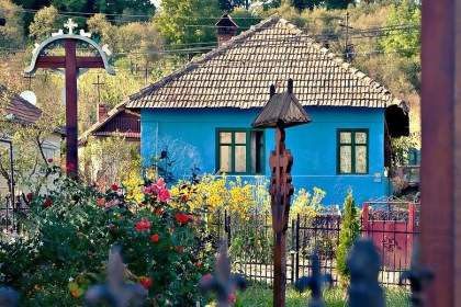 225882_articol - Satul Romanesc