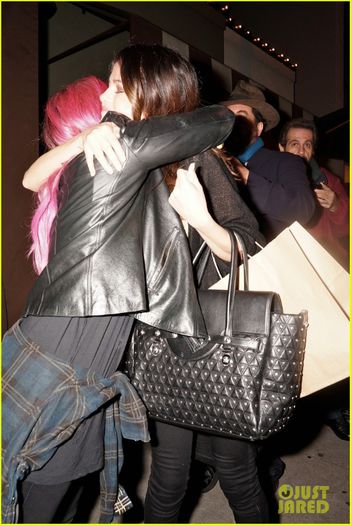 selena-gomez-grabs-dinner-wtih-pink-haired-demi-lovato-02 - Selena Gomez Grabs Dinner with Pink-Haired Demi Lovato