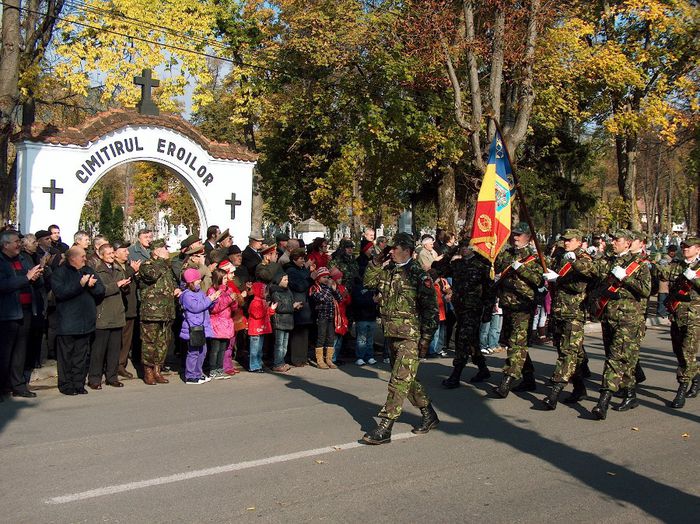 PARADA DE ZIUA ARMATEI 25 OCTOMBRIE