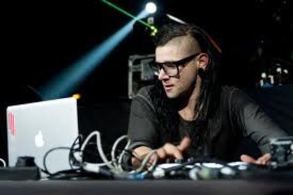 imgres - Skrillex