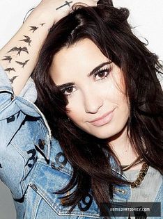 normal_005 - Demi Lovato