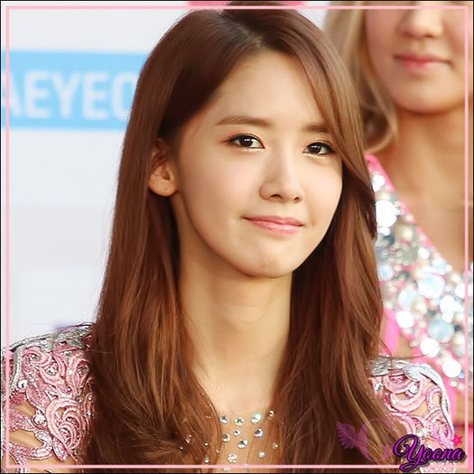 ^^.. De cand s.a mutat Taeyeon. :3 ..