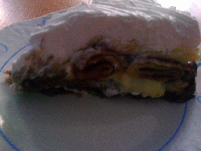 Felie Tort de clatite