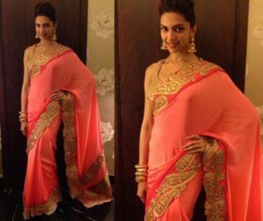 Hotty-Deepika-Padukone-at-Ahana-Deols-Reception-293x245 - Deepika imbracaminte indiana