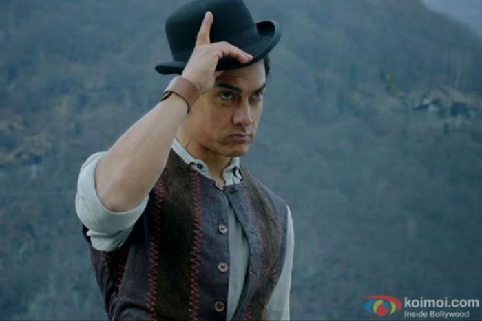 Aamir-Khan-in-Dhoom-3-Movie-Stills-Pic-2-560x374