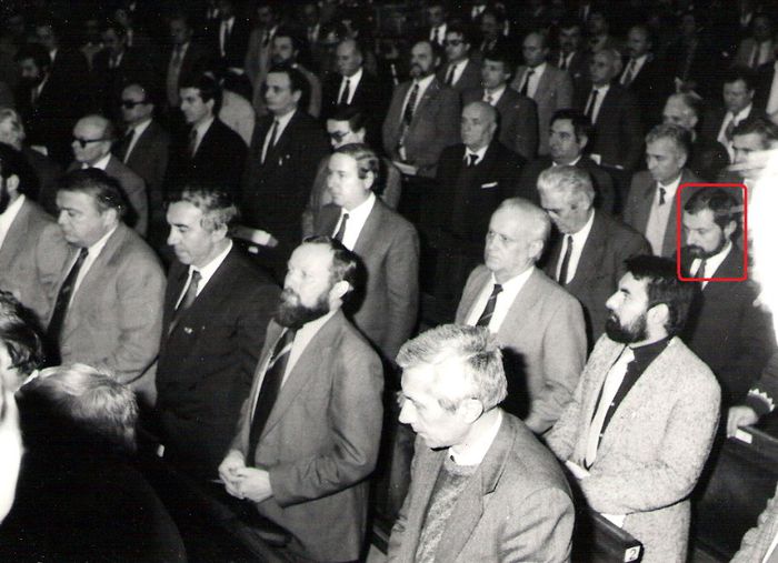 La comemorarea in Parlament a eroilor Revolutiei, 21 dec. 1990 - 1990