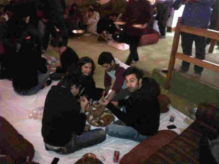 yeh-jawani-hai-deewani-on-location-still_13599516110