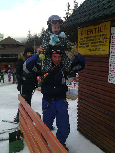 IMG_20140210_135943; Leo, la prima lectie de ski...
