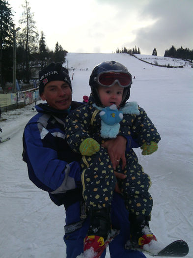 IMG_20140210_140907; Leo, la prima lectie de ski...La 1 an si 8 luni...
