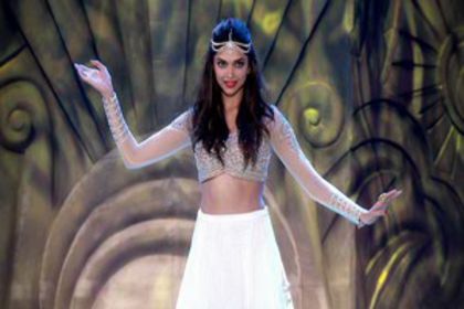 lifeok_promo_screen_awards_deepika_30sec_300x200