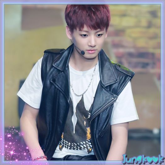 (K) A naibii ea de ora. -..- [duce cana la bucatarie;se intoarce] [desc]; Noapte buna hyung. :) [tuseste;pleaca sus]
