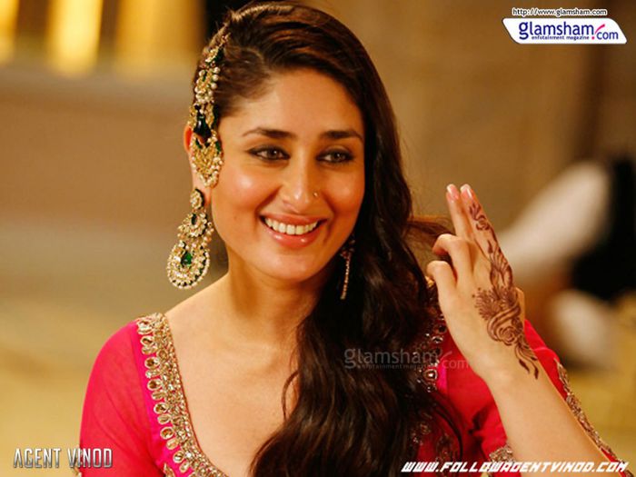 KAREENA19 - KAREENA KAPOOR