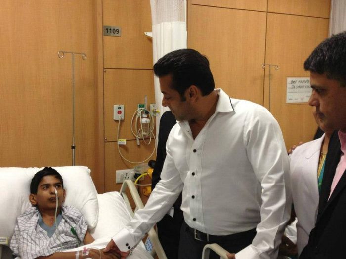 H3 - Salman Khan at Fortis Hospital New Delhi