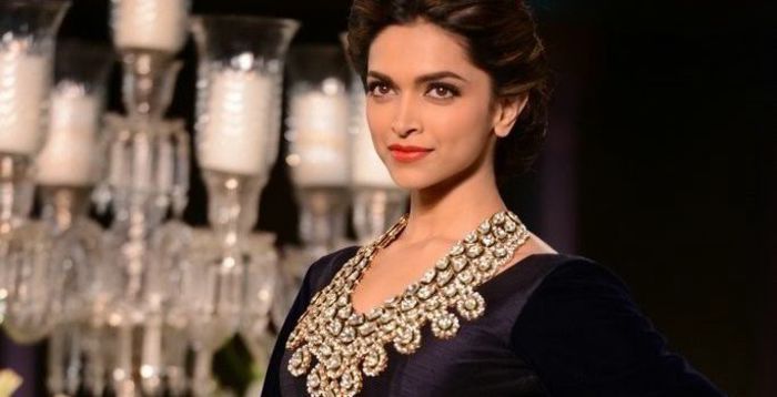 Deepika-SRK-Manish-Malhotra-683x350[1]