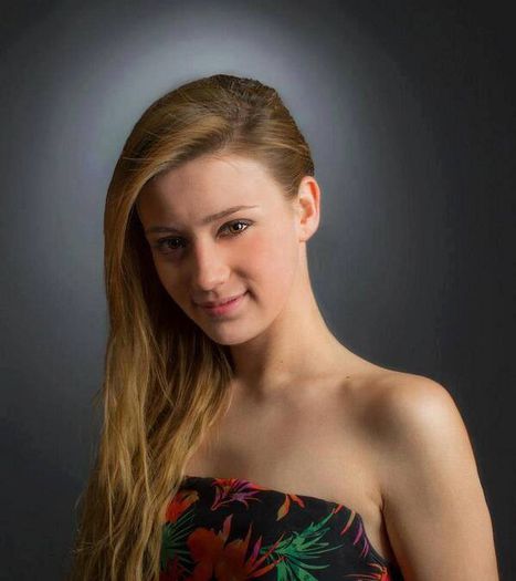 12 - Gizem Karaca