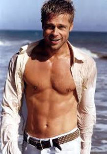 Eu-s Brad Pitt.Cel mai sexy baiat de aici