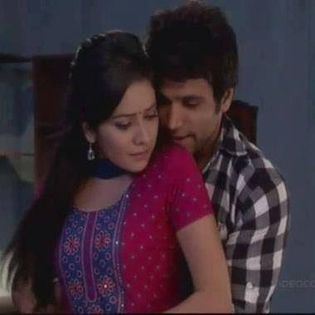 1487388_678770842185231_559743756_n - pavitra rishta