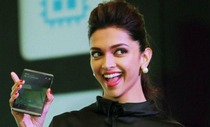 Deepika Padukone HP_0_0_0 - Deepika HP