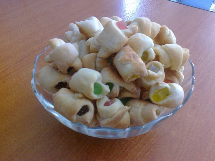 Cornulete untoase cu rahat - Culinar 2