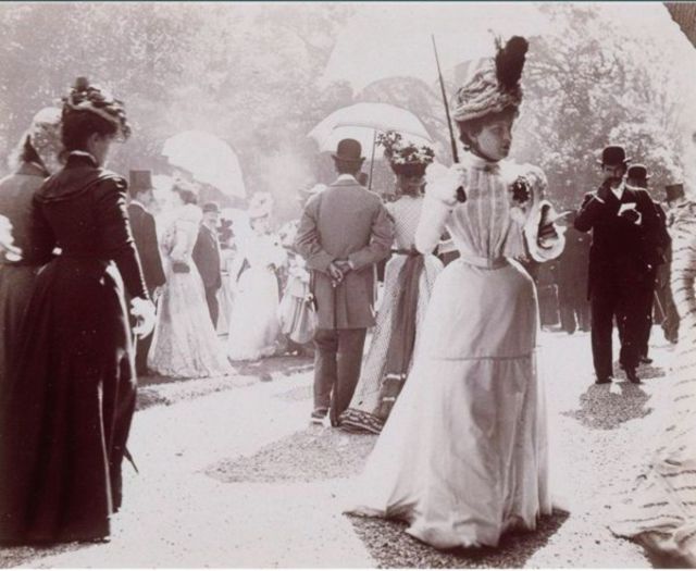 1900