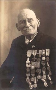 1937; Veteran francez al razboaielor din 1870-1871 si 1914-1918
