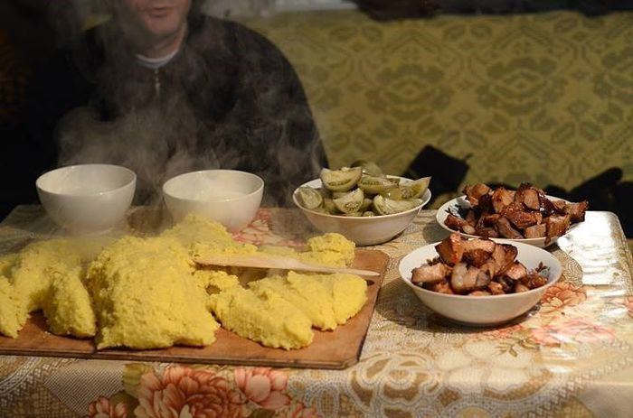 1511647_652460434818415_1119853984_n