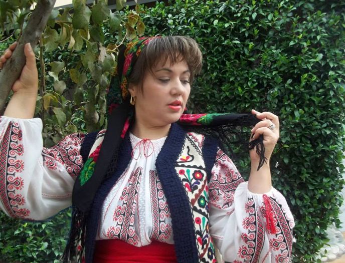  - PORTUL POPULAR AL ROMANILOR MOLDOVENI DE DINCOLO DE PRUT