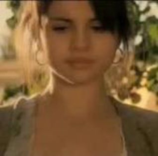 download (1) - Selena Gomez plangand