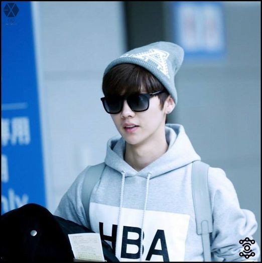 140119 LuHan @ Beijing and Incheon Airport.17