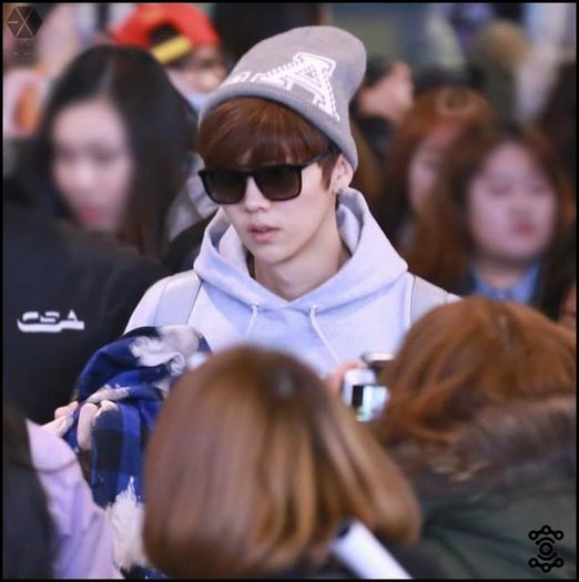 140119 LuHan @ Beijing and Incheon Airport.30 - exo - 140119 LuHan - Beijing and Incheon Airport