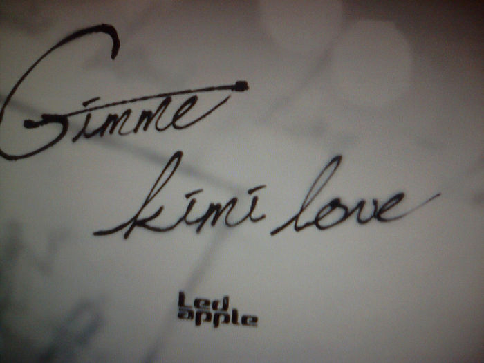 - capturii Gimme kimi love led apple