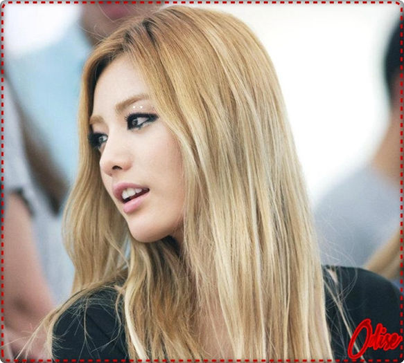 ↘. Arata de parca ar fi avut un accident. Si se pare ca ii apartine lui Park Ok Chen.