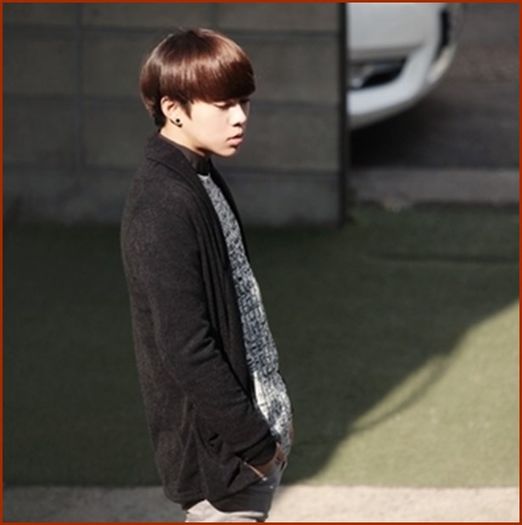 ..| ..[intra cu HSeok].. Aha. :-? Buna. :D - ix __ Episodul 052 __ xi