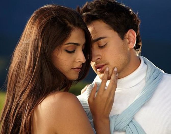 168750_496712996007_5959145_n - Sonam Kapoor