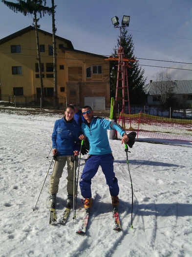 IMG_20140218_125625; Noi 2 la lectia de ski...
