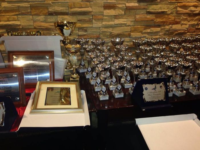 935186_593449390740023_1674110234_n