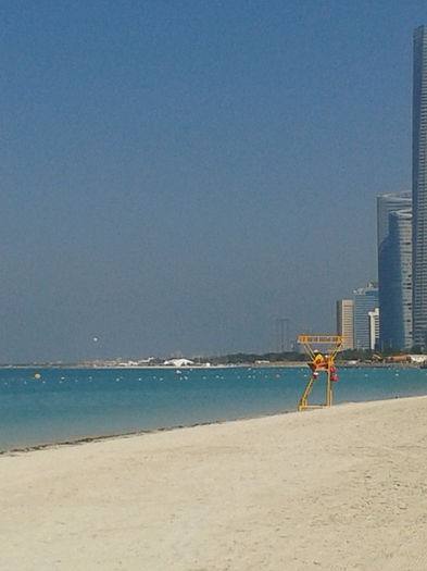 abu dhabi 1427 - corniche