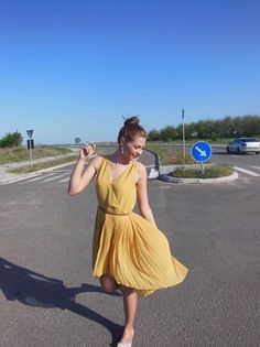 944656_187355811419681_1264855798_n