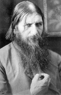 Grigori Efimovici Rasputin; n.intre1863-1873;mort in29.12.1916,numit calugarul nebun,fara a fi calugar,a avut o viata si moarte,bizara....as zice eu,fascinante
