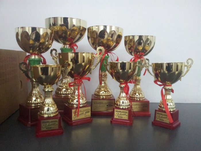 trofeele apicultorilor