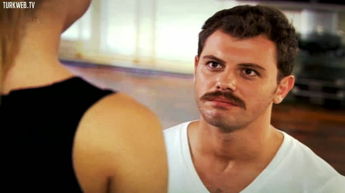 Koray,eu doar pe tine te iubesc,nu pe Emir.Tu mi-ai fost mereu aproape atunci cand aveam nevoie(acum