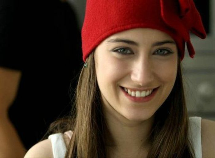 hazal-kaya