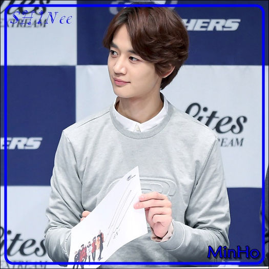 (Mh) ..Esti nebun. :| :))=))#Lh .. :( ..O sa sufar in liniste. :-< #Iu - ix __ Episodul 054 __ xi