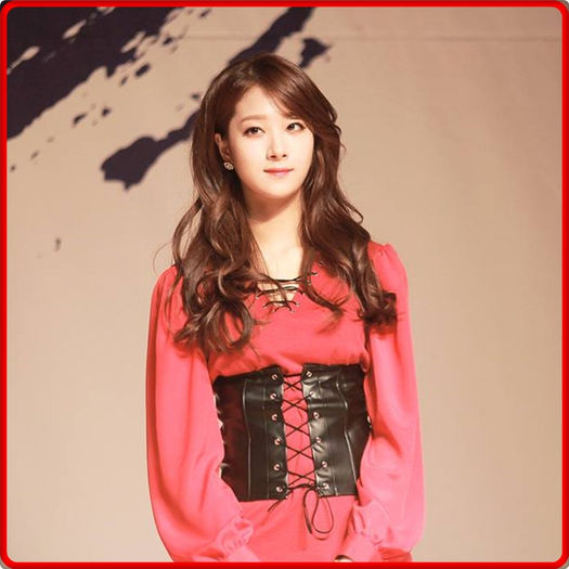 ۪M۫۰ ..:| A baut dupa Kwanghee..nu-l lua in seama..:| Eu speram sa dau de Jung Ah :-?